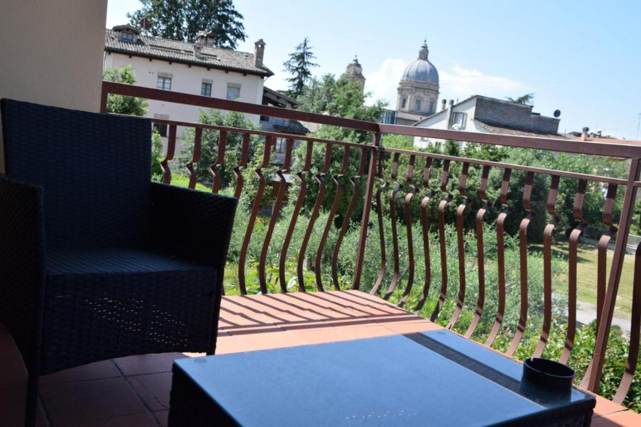 Panoramic Experience Hh-free Parking Apartment Assisi